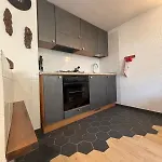 Maen Apartment, Lägenhet *