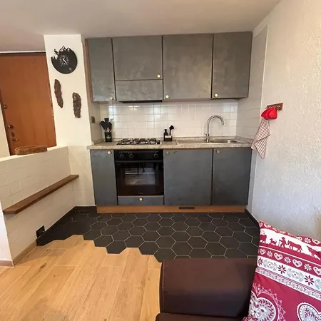 Maen Apartment, Apartmán